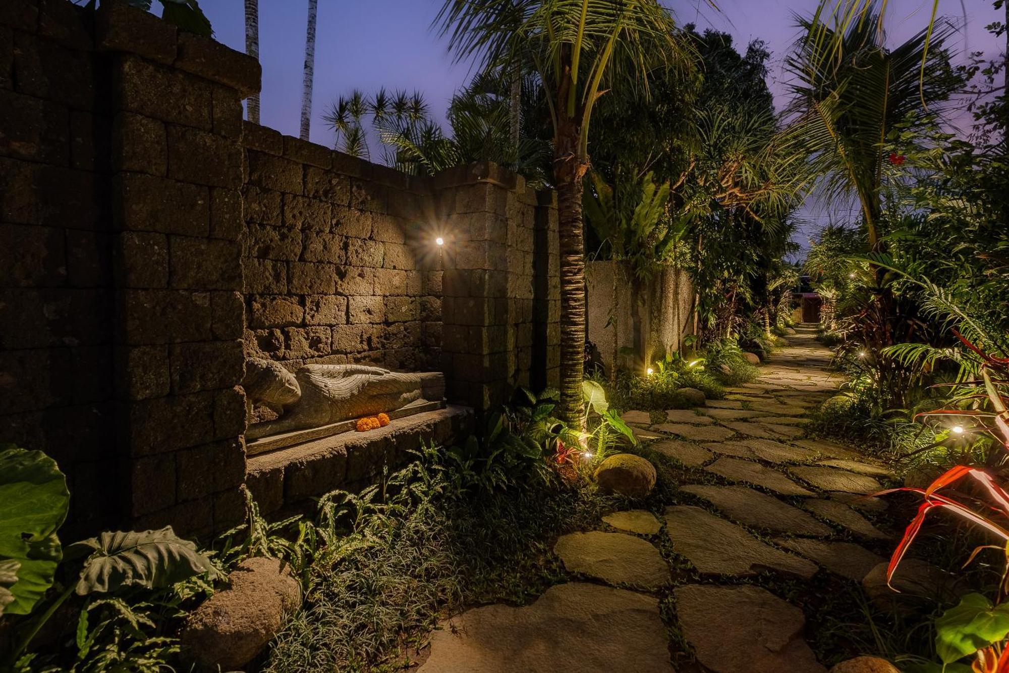 Uddhara Ubud Villa Eksteriør bilde