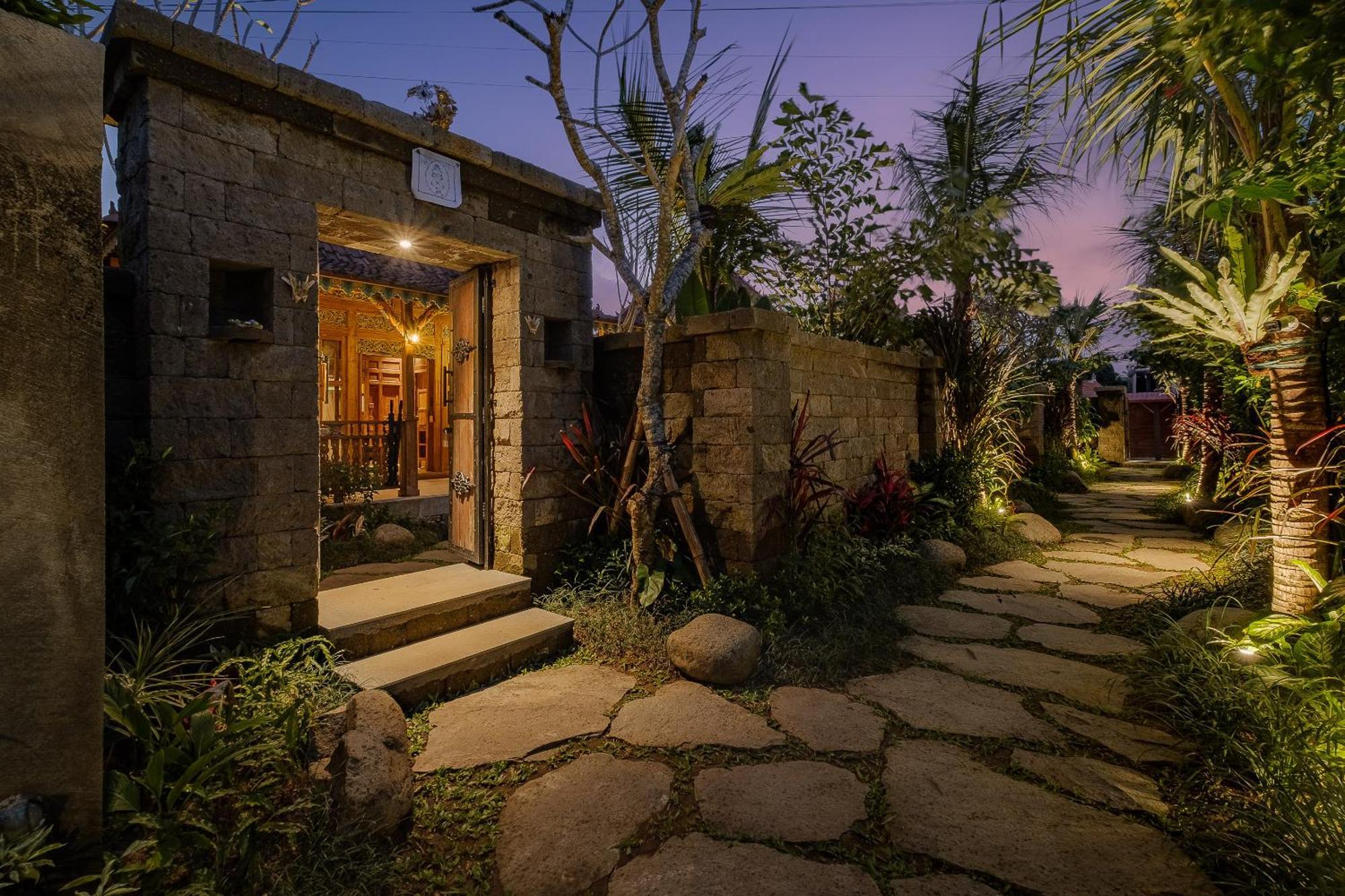Uddhara Ubud Villa Eksteriør bilde
